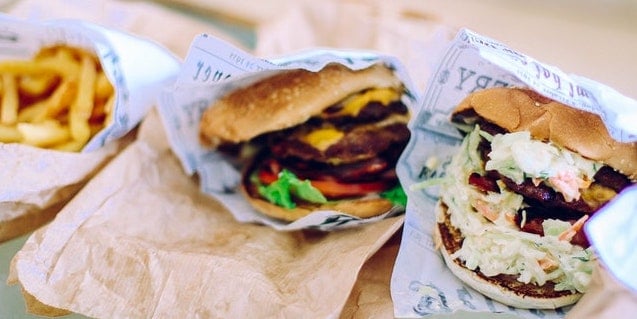 fast-food-sandwiches-and-fries