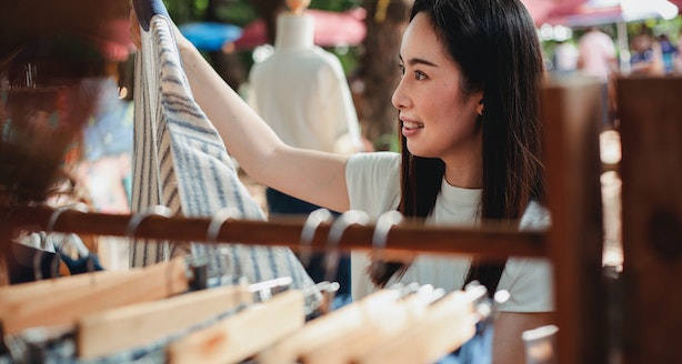 woman-shopping-in-store