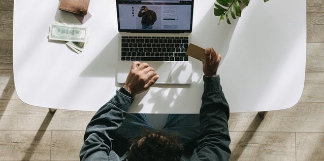 making-purchase-on-computer